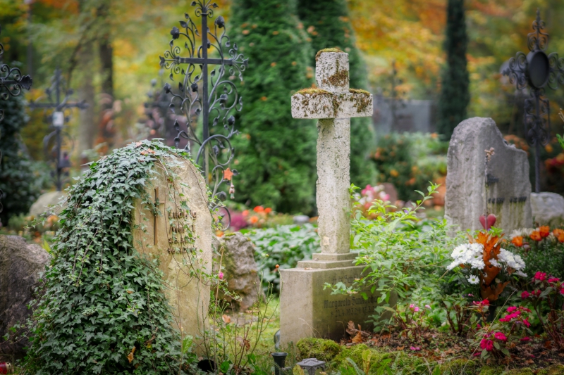 funeraire-GOURDON-min_cemetery-4653166